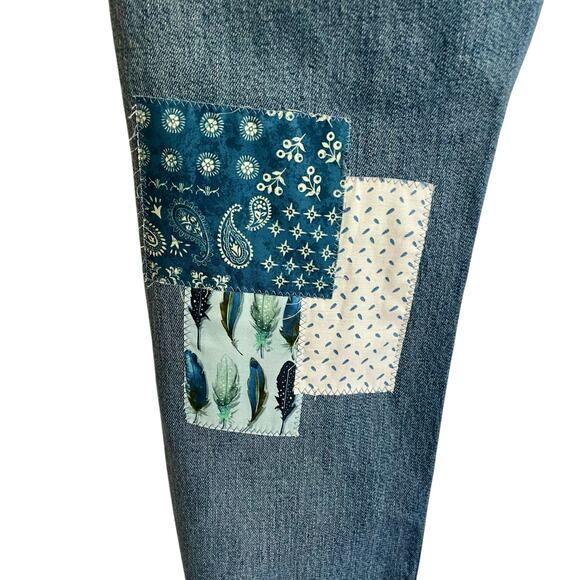 Upcycled Jeans Boho Style Patched Bleached Star Design Waist 34-36" Tapered Leg - Picture 6 of 9